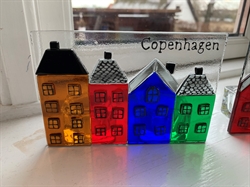 Københavnerhuse med 2 lysestager til fyrfadslys 